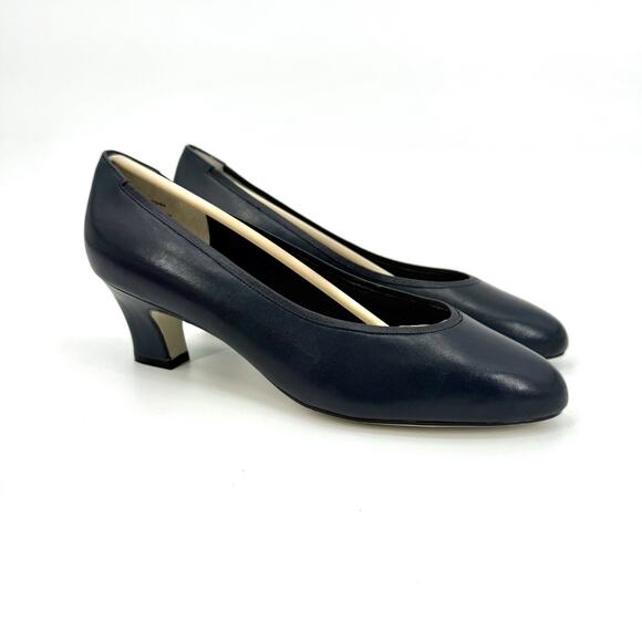 Vtg 925 So Soft Womens Olivia Shoes 8.5W Navy Leather Comfort Slip On Pump Heels - Picture 2 of 11